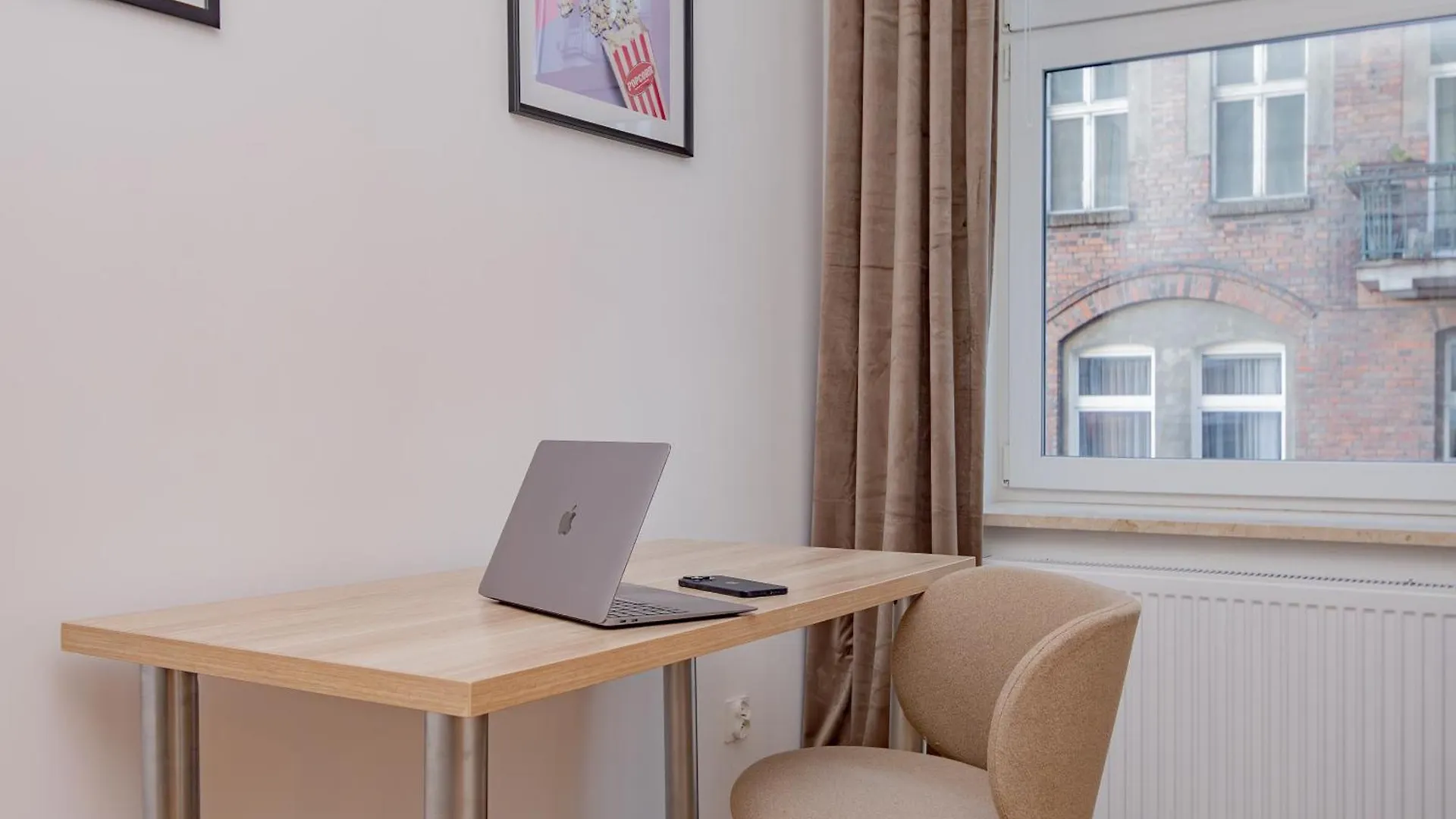 Glow Apartments - Apartament Retro Dolne Miasto Gdansk