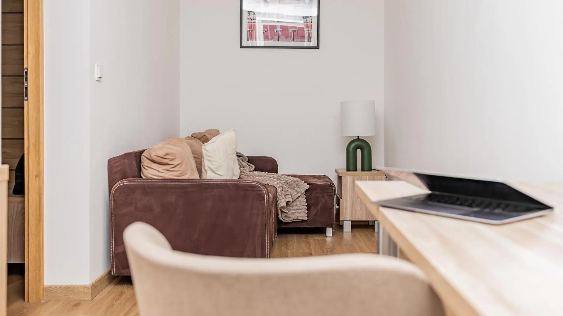 Glow Apartments - Apartament Retro Dolne Miasto Gdansk