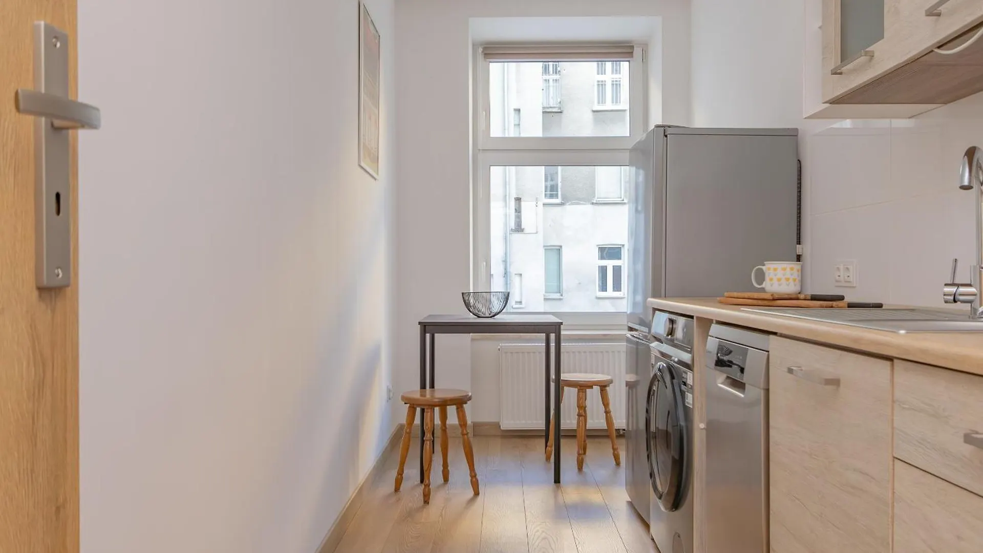 Glow Apartments - Apartament Retro Dolne Miasto Gdansk